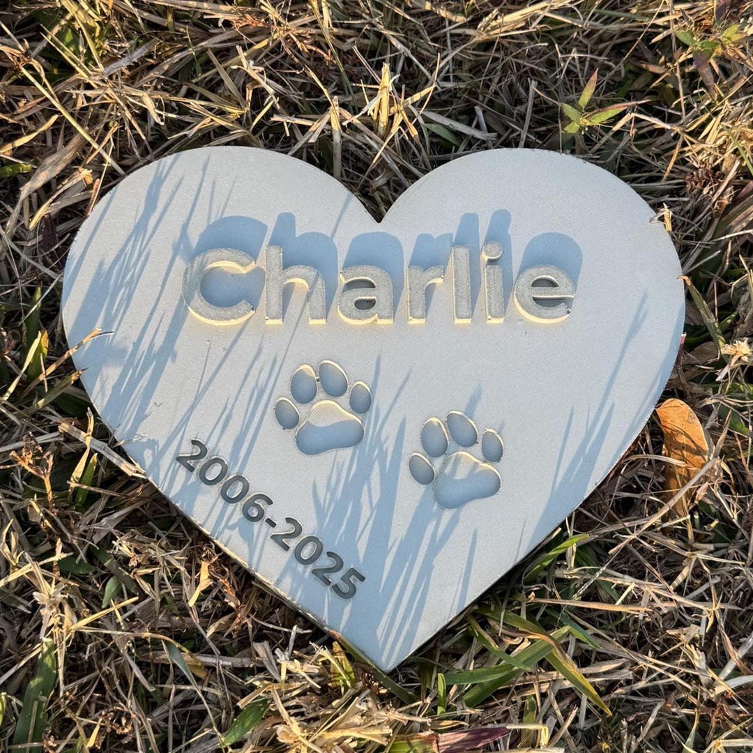 Custom Heart Pet Memorial Garden Stone - Raised 3D Name Grave Marker ...