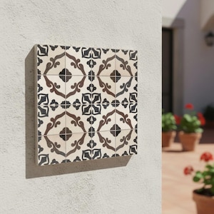 Heritage Ornamental Ceramic Tile – Vintage European Style