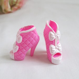 Barbie Shoes Mattel Pink Quilted With white Bows High Heels Shoes Hard To find Fashion Doll Accessories ( Doll Not Included)