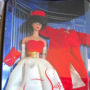 Barbie Doll Vintage 1997 Mattel Silken Flame Barbie Stunning NOS Vintage