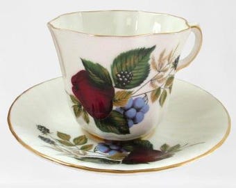 Vintage Royal Grafton Fruit Druiven Bramen Apple Gold Trim Fruit Made in England mooi theekopje Engels theekopje, Bone China theekopje