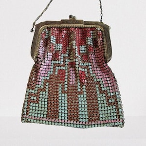 Vintage Whiting & Davis Art Deco Enamel Mesh Purse Repousse Frame Kiss Closure Unique Stunning Deco Pattern Purse