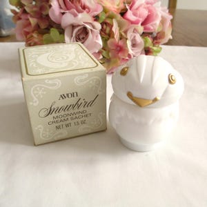 Avon Snowbird Decanter with Moonwind Cream Sachet Cologne Adorable Collectible 1970&#39;s Vintage Avon Bottle