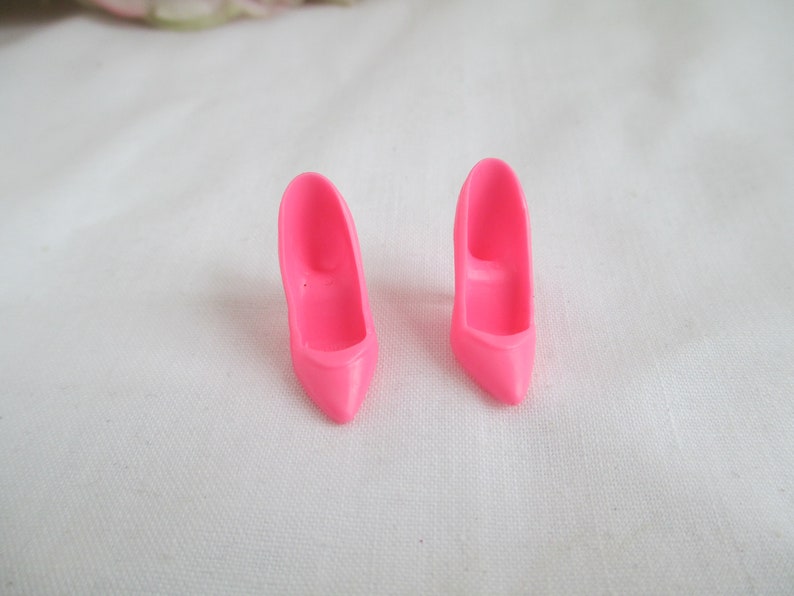Barbie Shoes Vintage Barbie Pink Closed Toe Shoes Barbie Doll Etsy