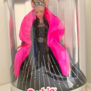 Barbie Doll Happy Holidays Barbie (1998) #20200 - Vintage Christmas Elegance in Original Packaging  NIB NRFB Vintage Barbie Doll