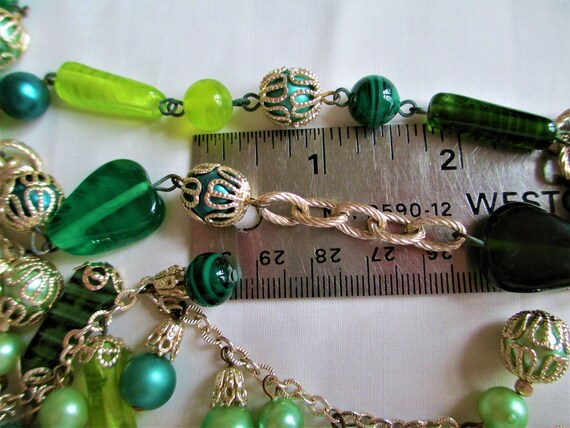 Vintage Art Glass Many Colors Of Green 3 Strand  … - image 9