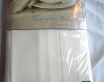 Tafelkleed Mooi crèmekleurig damast tafelkleed NIP Vintage langwerpig 60 x 120 inch