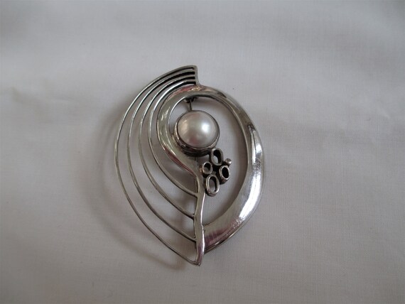 Vintage Sterling Modernist Pin With Pearl Pin/ Br… - image 9