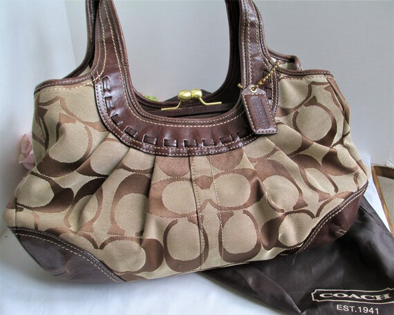 Pochette.Monogram Model No.C8321 COACH Very good 915FA