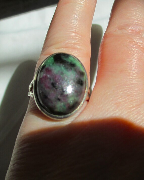 Vintage Ring Sterling Silver Ring Ruby Zoisite Na… - image 4