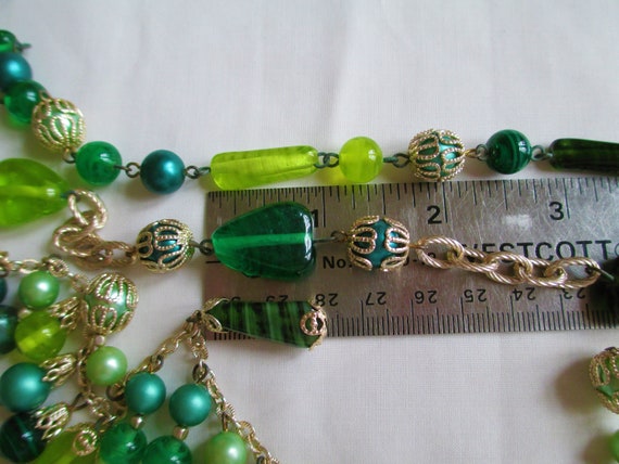 Vintage Art Glass Many Colors Of Green 3 Strand  … - image 8