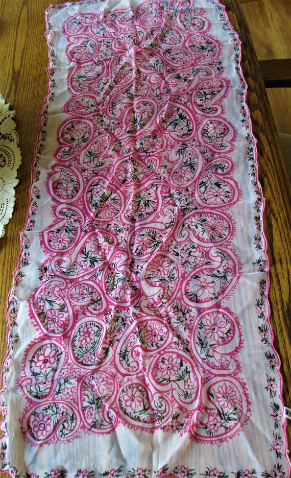Scarvii - Vintage Floral Print Square Scarf main image 1