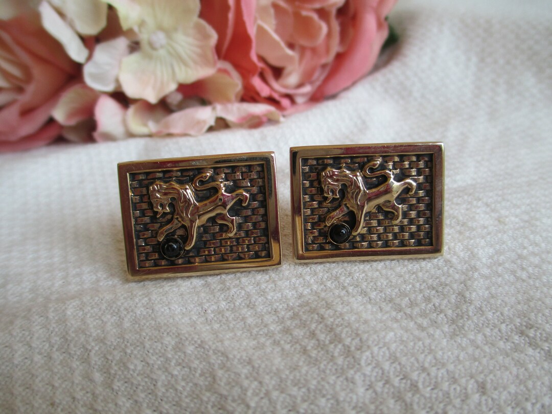 Swank Original Edinburgh Lion With Onyx Ball Gold Tone Rare Designer