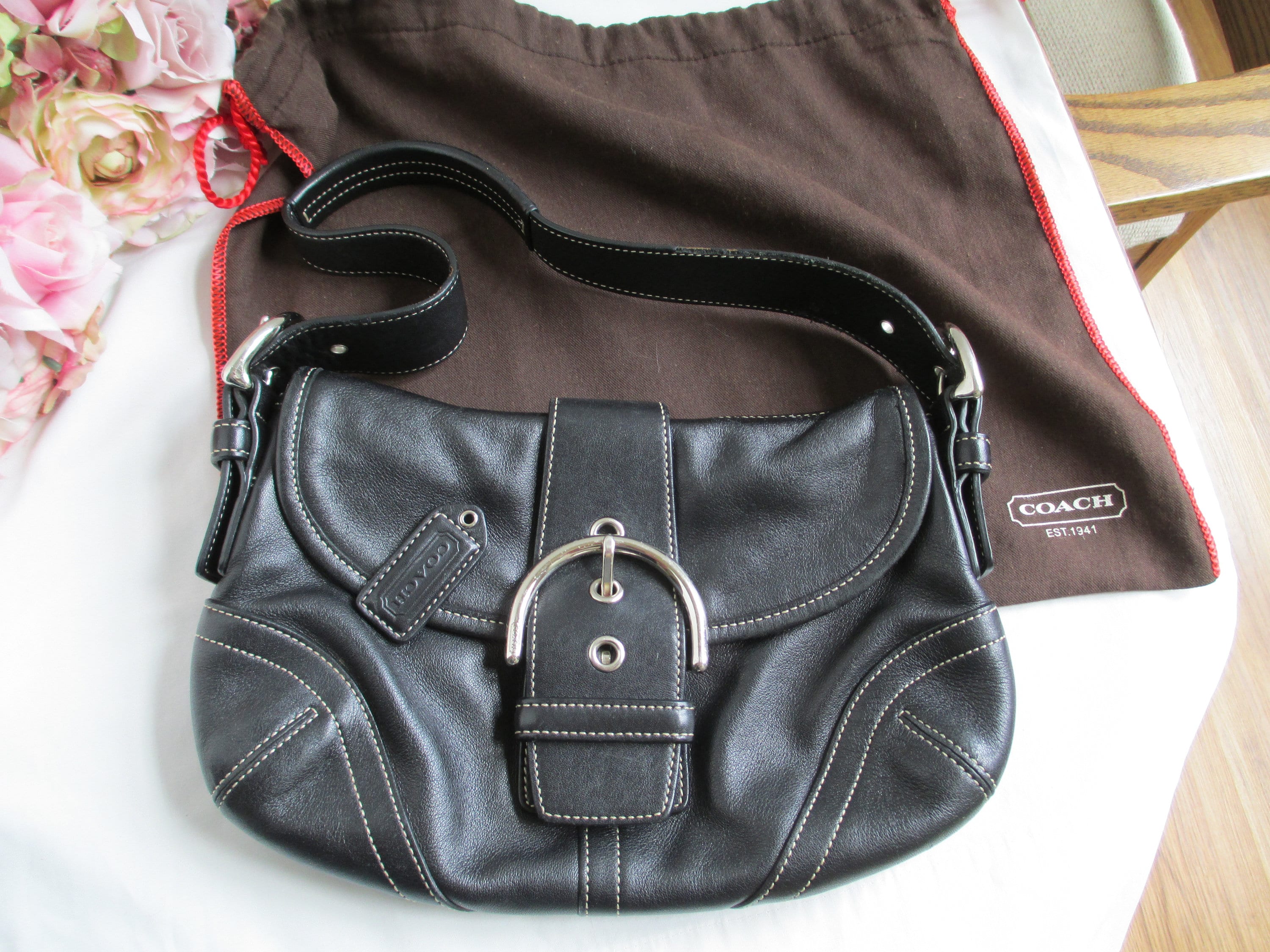 Coach+Black+Leather+Soho+Hobo+Buckle+Flap+Shoulder+Purse+Style+