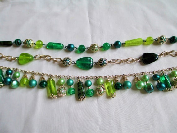 Vintage Art Glass Many Colors Of Green 3 Strand  … - image 5