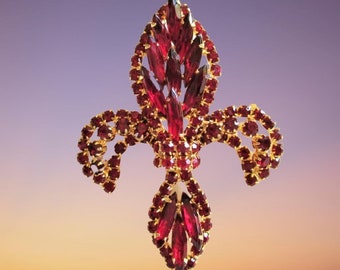 Vintage Pin D&E Juliana Large Fleur de Lis Layered Garnet Red Unusual Rhinestone Brooch / Pin AWESOME! Vintage Jewelry By Vintagelady7