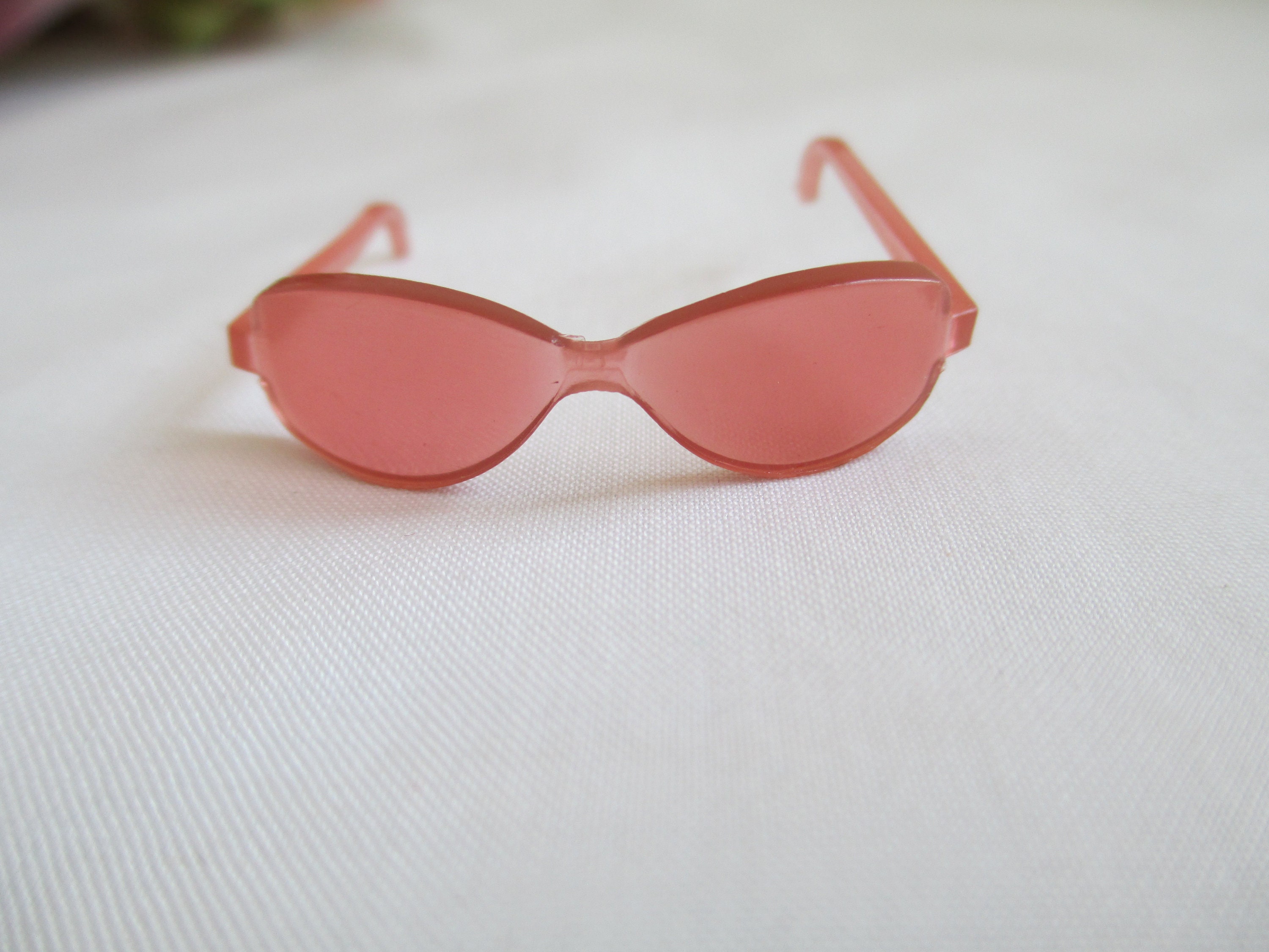 Pink aviator sunglasses clear doll Barbie oversized rave festival glasses clear Amazon.com: Dollger Pink Heart Sunglasses Women Rimless  main image 3