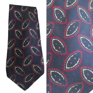 Robert Talbott Studio Necktie Hand Sewn Silk Vintage Necktie Blue And Red Cool Design Necktie