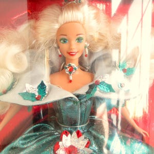 Barbie Doll Vintage Stunning 1995 Happy Holidays Special Edition Barbie Doll by Mattel Green Dress Barbie Blonde Hair Mattel NOS NRFB