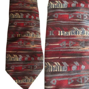 Vintage Tie Silk JF J. Ferrar Geometric Pattern Beautiful Mens Necktie Professional Stylish Man