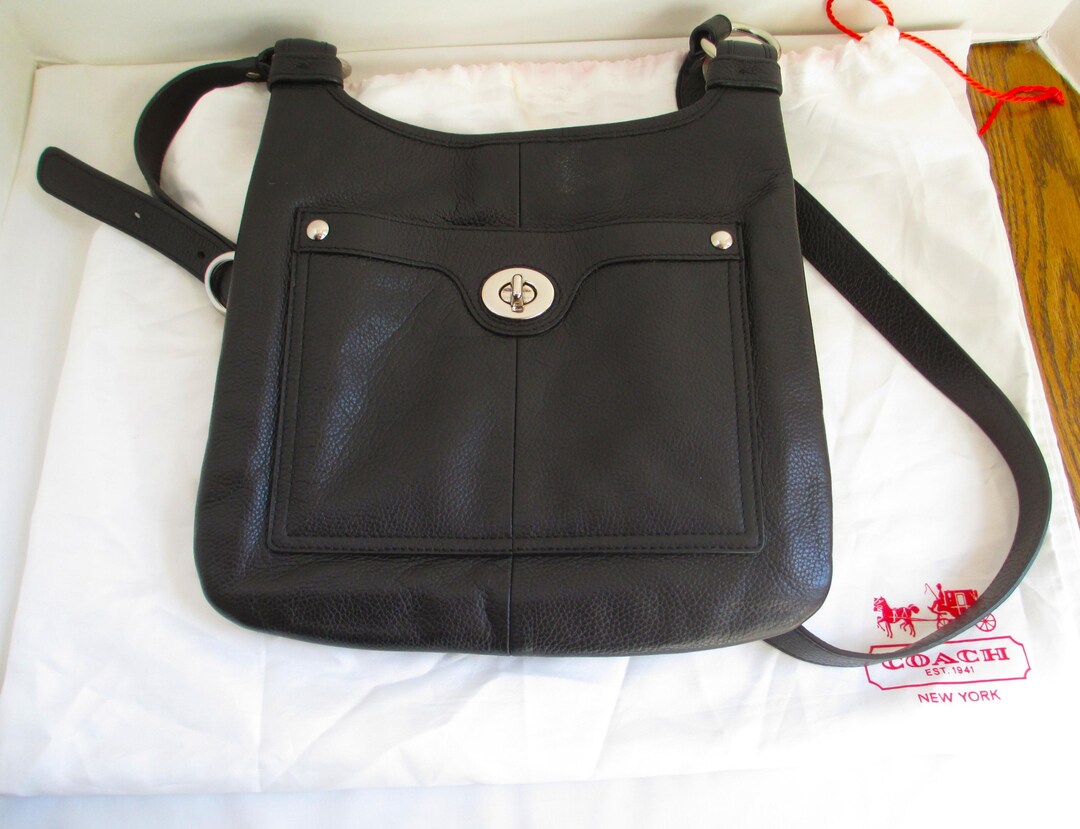 Coach F16533 Penelope Turn Lock Black Pebbled Leather Crossbody