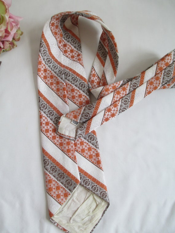 Vintage Necktie 1950's Brown And Rust Textured Ge… - image 5