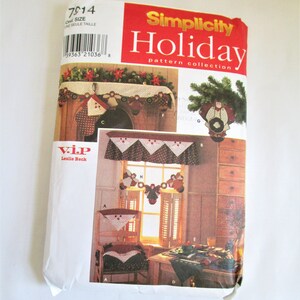 Sewing Pattern Vintage 1990s Simplicity UNCUT Christmas Decorations Simplicity Holiday 7914 Factory Folded Pattern