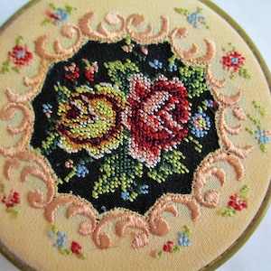 Vintage Compact  Petit Point Powder Compact Petitpoint Compact Unused  Compact Vanity