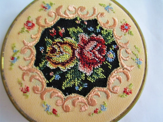Vintage Compact Petit Point Powder Compact Petitp