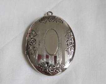 Vintage medaillon bloemen Victoriaans zilveren groot medaillon