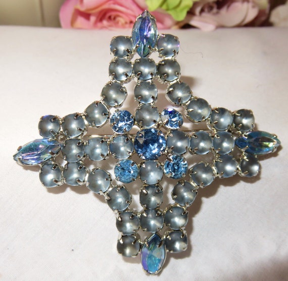 Vintage Juliana 3" Blue Ab & frosted BROOCH/ PIN … - image 1