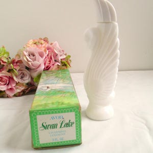 Avon Swan Lake Charisma Cologne Decanter em caixa original anos 1970, garrafa Avon vintage colecionável, garrafa vintage