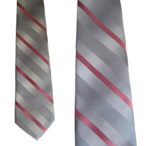 Vintage Necktie 1970s Manhattan Tie USA Red Gray Diagonal stripe Necktie AWESOME Striped Design Vintage Necktie