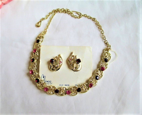 Vintage Coro Ruby Red & Pink Rhinestones With Gol… - image 2