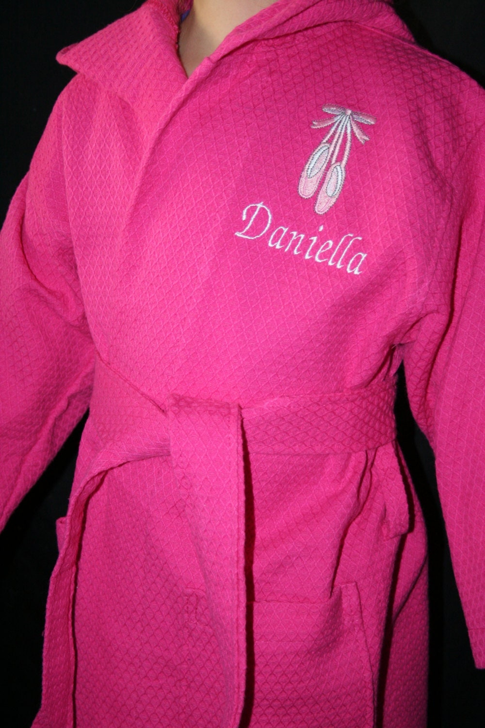 RUSH Ship Included: PERSONALIZED Childrens NON-Hooded Robe (3 colors)…