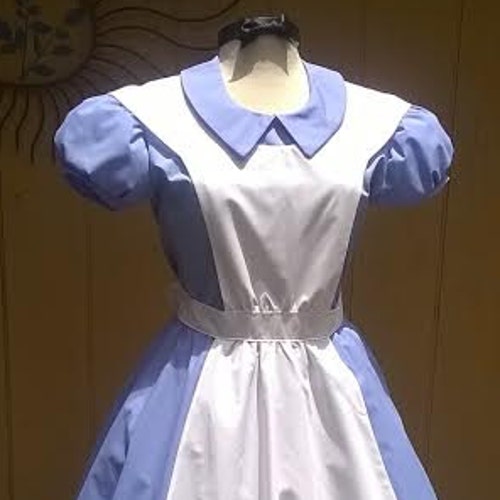Deluxe Alice In Wonderland Costume