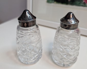 Vintage Waterford Crystal "Glandore" Set of 2 Salt and Pepper Shakers w/EPNS Lids (No etched mark)