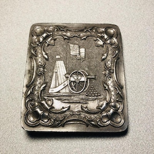 Bergamot Brass Works 1975 Belt Buckle Patriotic Civil War Fort Cannon Flag