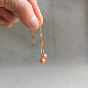 Pendientes de enhebradores de oro rosa perla claro de la mañana