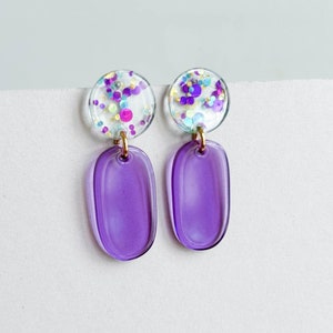 Acrylic statement earrings *GLITTER CONFETTI* violet/colorful- gifts for her