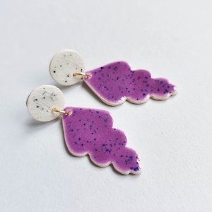 Ceramic statement earrings *PURPLE RAIN* - white/violet - gifts for her