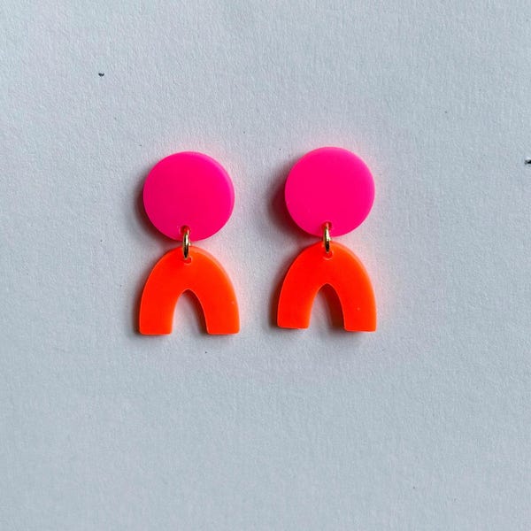 Neon Ohrringe pink & neonorange | Colorblock Ohrstecker Neon | bunte Statement Ohrringe auffällig leicht | geometrische Ohrringe modern