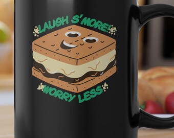 Lachen S'more Sorgen weniger S'mores Illustration Tasse | Schwarze Keramik 15 Unzen Becher