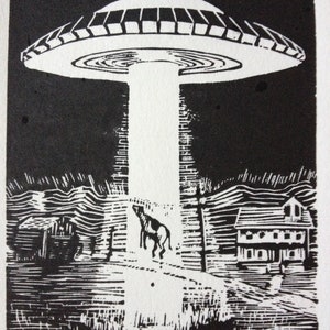 T: Carta del alfabeto de ciencia ficción retro, martes por la noche vaca Linocut (xilografía-ish) impresión