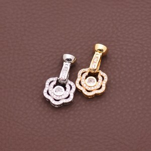 Elegant blomspänne i 18K guldfylld silverton för armband och halsbandstillverkning 15*13 mm