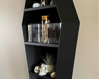 Decoración de pared con estante de ataúd gótico