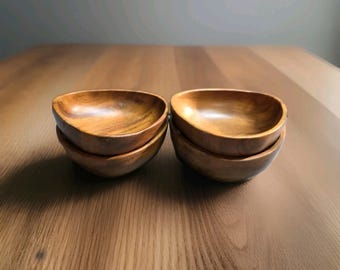 Vintage Servierschüsseln aus massivem Teakholz im Mid-Century-Modern-Stil, dreieckig (4)