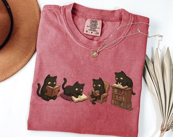 Svarta katter läströja, bokälskare katt-t-shirt, mysig estetisk boklig t-shirt, biblioteksbokmal present till henne, söt kawaii kattälskare grafisk t-shirt