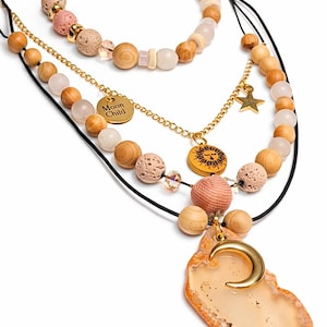 Conjunto de collar difusor de capas estilo bohemio, collar con colgante de ágata de múltiples hebras, joyería de boutique de aromaterapia, regalo de amor propio para mujeres.