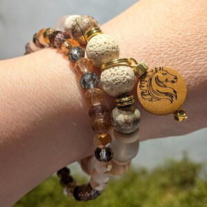 Pulseira difusora de aromas com contas, pingente de cavalo de fogo e cruz, pulseira de aromaterapia com pedra vulcânica, cristais de sal do Himalaia, presente de incentivo. imagem 7
